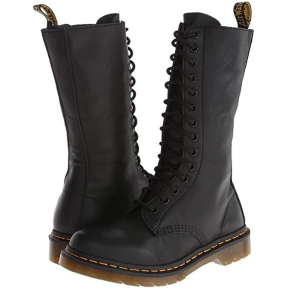 dr martens 14 eye zip boot